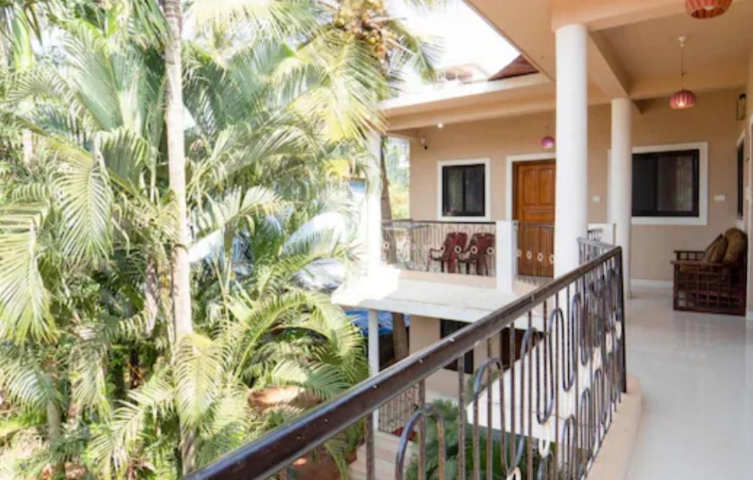 Esha Apartment Calangute Esterno foto