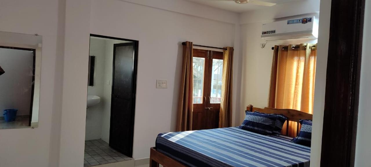 Esha Apartment Calangute Esterno foto