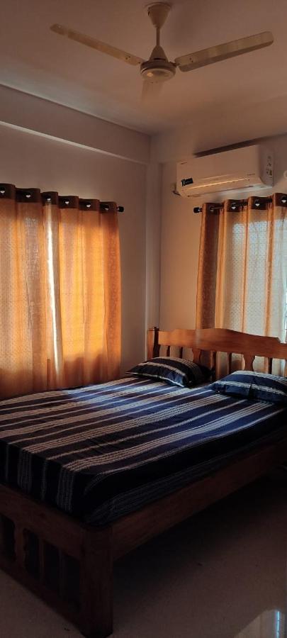 Esha Apartment Calangute Esterno foto