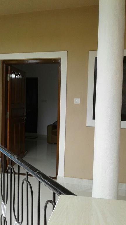 Esha Apartment Calangute Esterno foto