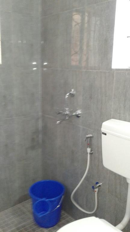 Esha Apartment Calangute Esterno foto